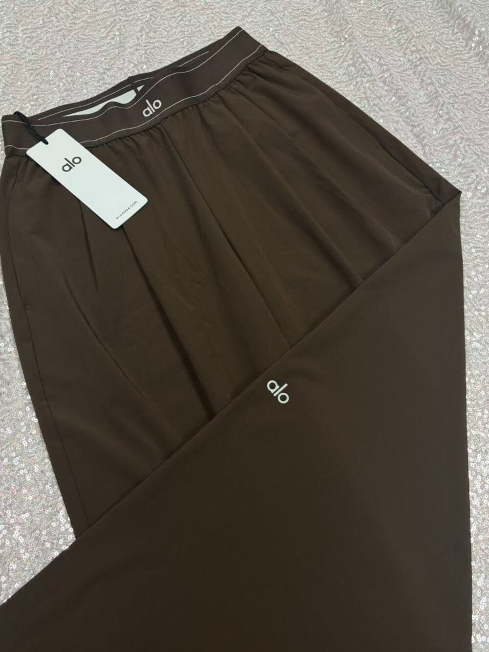 Alo Yoga Brown Suit Up Trouser Regular Straight Leg Pants with Elastic Waistband - Picture 6 of 9